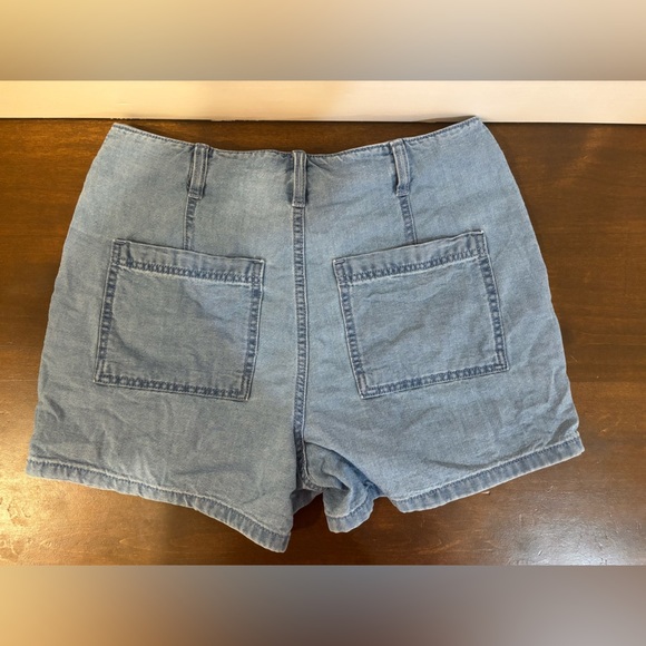 Universal Thread Blue Jean Shorts High-Waisted - Picture 3 of 5